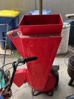 image-1011423-lawn_chipper-6512b.jpg